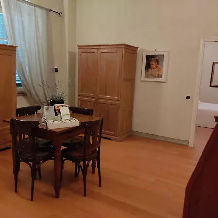 La Grotta Aparthotel