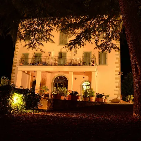 La Grotta Aparthotel