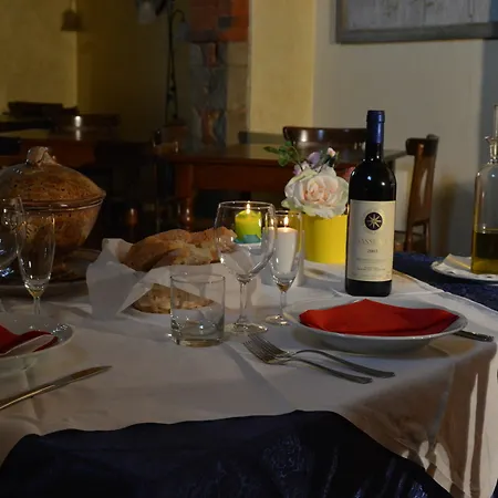 La Grotta Aparthotel