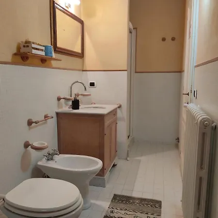 La Grotta 4*