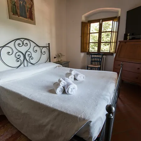 La Grotta Apartahotel