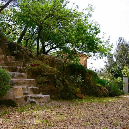 La Grotta Apartahotel