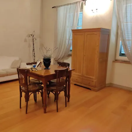 La Grotta Apartmanhotel
